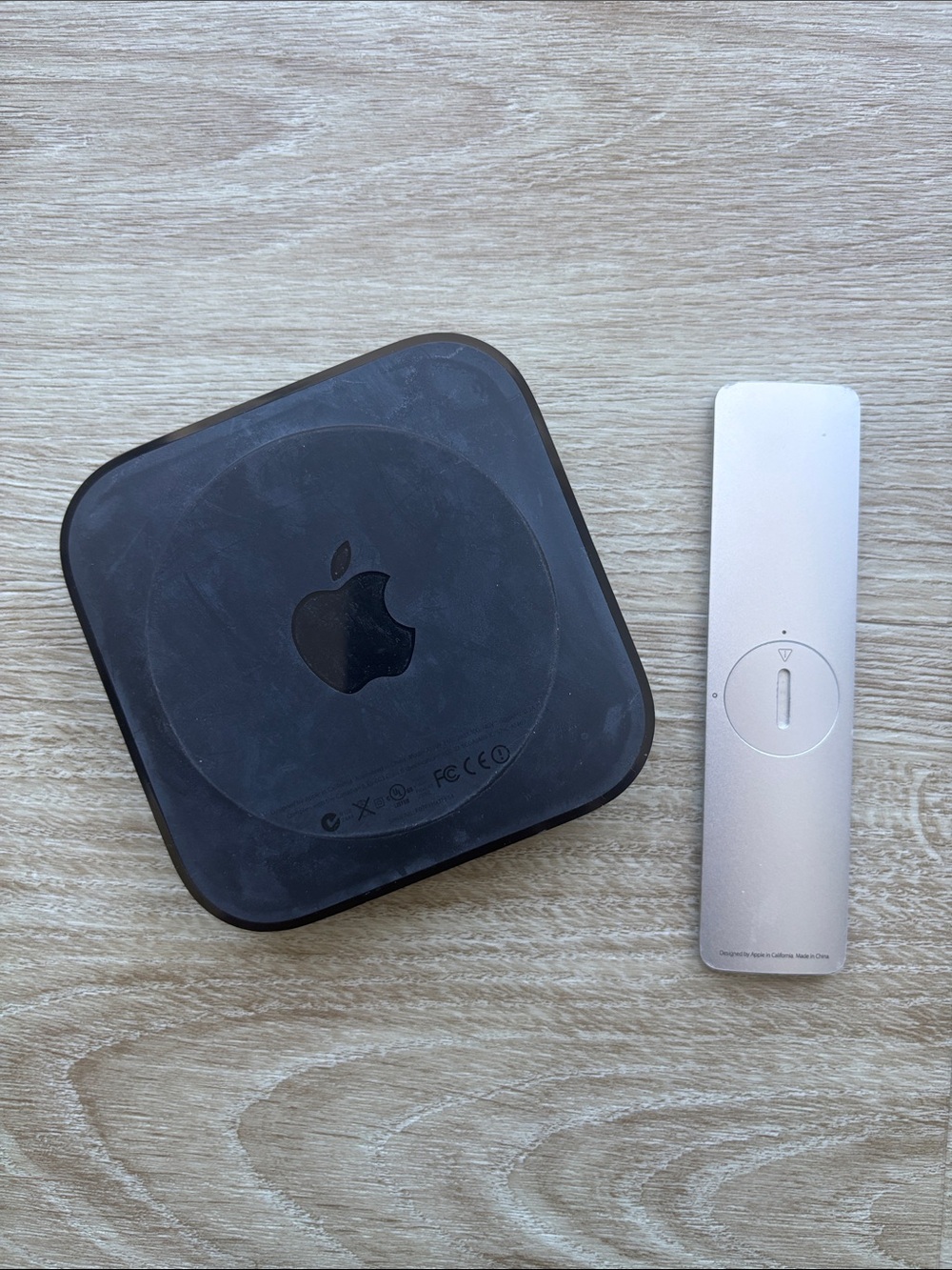 A1469 3rd Generation Black Apple TV Streaming Device - Complete Set - Picture 4 of 10